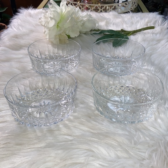 VTG Arcoroc France Clear Glass Bowl Starburst and Diamond Pattern Set if 4 - Picture 8 of 17